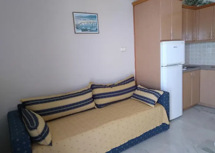 Daire Makis & Poros (Kefalonia)