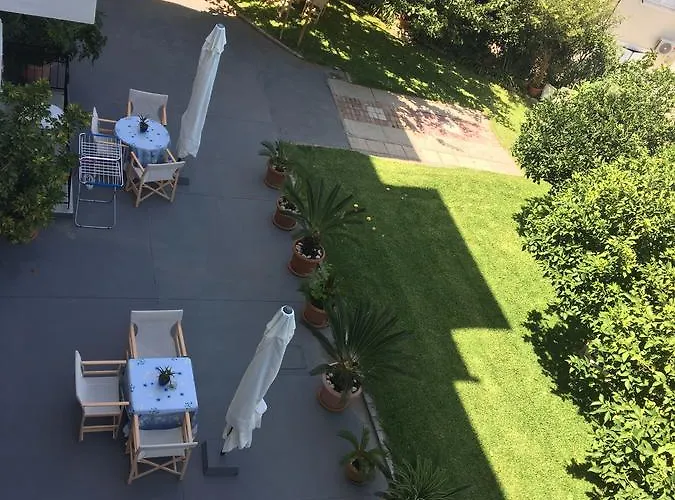 Makis & Daire Poros (Kefalonia)