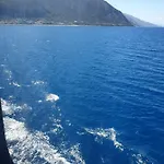 Makis & شقة