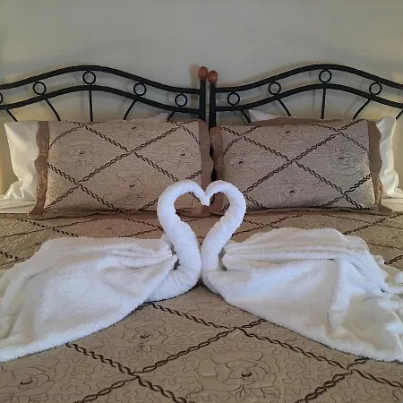 Makis & * Poros (Kefalonia)