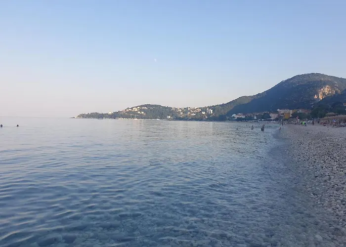 Makis & Apartment Poros (Kefalonia)